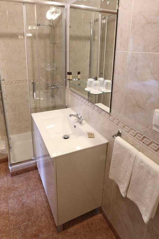 Cosy Sintra Hotel ภายนอก รูปภาพ